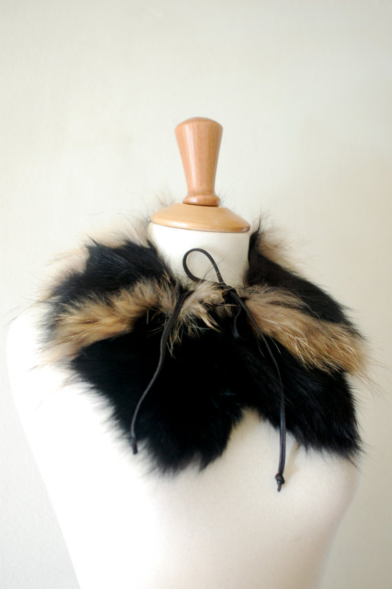 Stylish90'sGenuineFurCollar,BlackwithBeigeStripes,LeatherLaces,Madeby"BlackyDress" Stylish90'sGenuineFurCollar,BlackwithBeigeStripes,LeatherLaces,Madeby"BlackyDress"