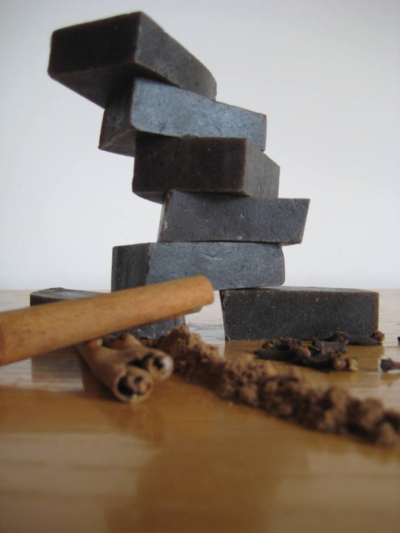 OrganicSoap,HomemadeOliveOilSoapwithNutmeg,CinnamonandClove-NaturalSoap-VeganSoap-OrganicSoap-BlackSoap-HypoallergenicSoap