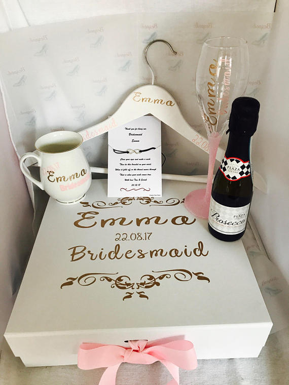 bridesmaidpersonalisedgiftbox