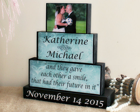 uniqueweddinggift,personalizedanniversarypresent,bridalshower