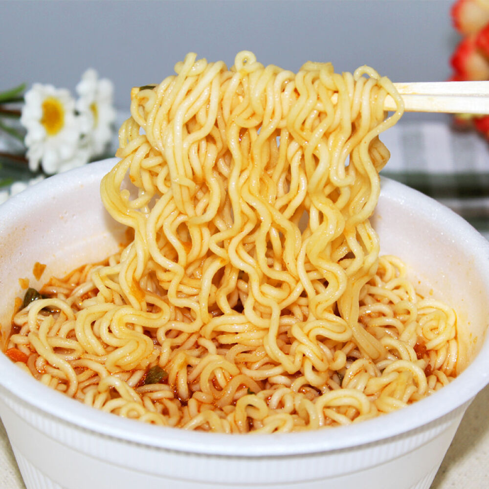 韩国进口农心辛拉面进口方便面(临保）韩国泡面辣味泡面煮面速食面干拌面非油炸(临保）(吃货专享香)辛拉面碗面一箱114g*16包