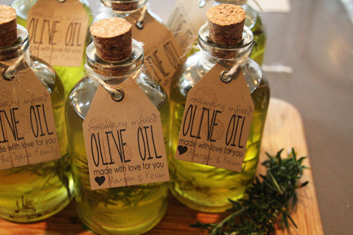 FREESHIPPING75RosemaryOliveOilFavors,InfusedGreekOliveOil,WeddingsFavors,UniqueWeddingFavors,OliveOilFavorsfromGreece
