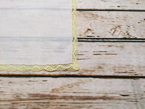 VintageLadiesHankies.LaceEdgeHandkerchief.WhiteHankie.YellowBorder.VintageHankie.VintageHankie.