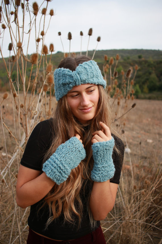 SETfingerlessglovesandheadband,chunkyknitmittens-headband,handmadefingerlessbouclegloves-earwarmer,alpaca,wool,handwarmers SETfingerlessglovesandheadband,chunkyknitmittens-headband,handmadefingerlessbouclegloves-earwarmer,alpaca,wool,handwarmers