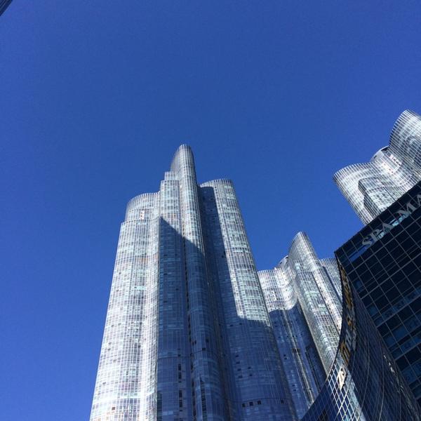 Photo taken at SSG Food Market by Woong B. on 8/9/2014-釜山海云台区海云台海边路1408 SSG食品超市 Photo taken at SSG Food Market by Woong B. on 8/9/2014