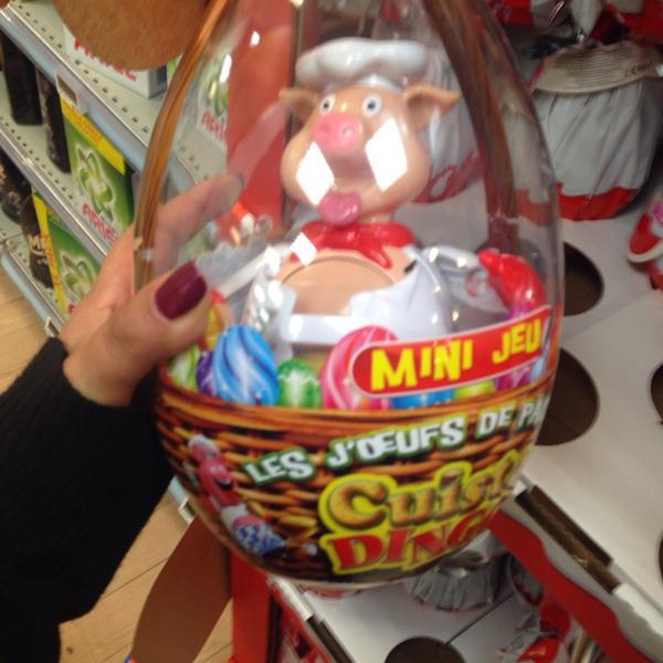 Photo taken at Monoprix by Jamila R. on 4/4/2014-法国巴黎水道艺廊245号 Photo taken at Monoprix by Jamila R. on 4/4/2014