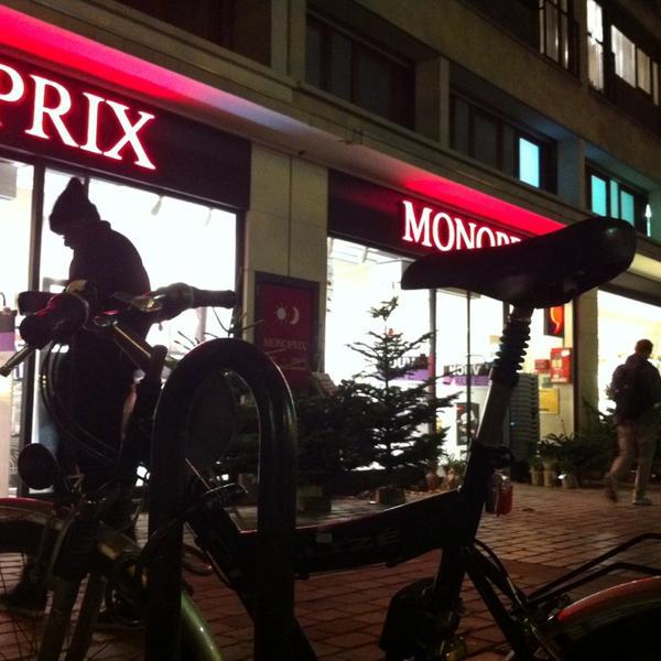 Photo taken at Monoprix by Renaud F. on 12/5/2013-法国巴黎水道艺廊245号 Photo taken at Monoprix by Renaud F. on 12/5/2013