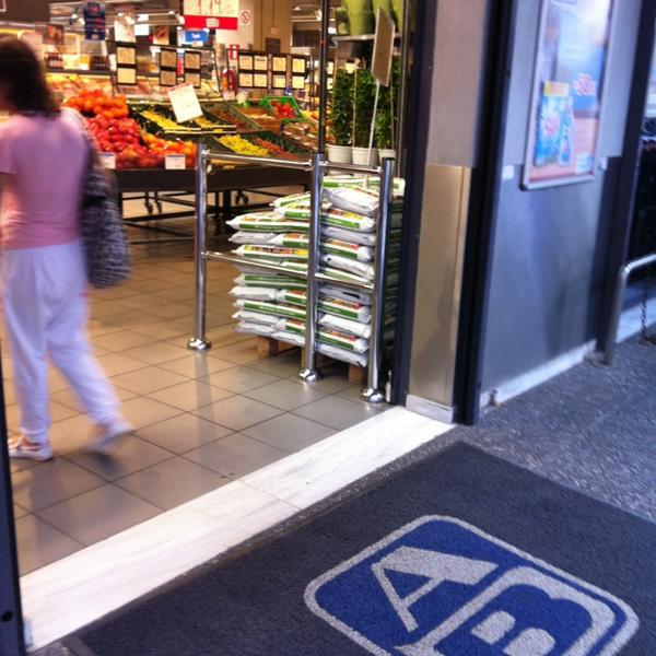 Photo taken at ΑΒ Πολύτεχνο by Linda on 9/20/2013