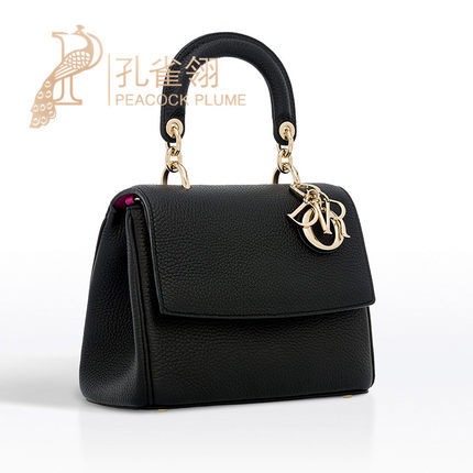 Dior迪奥dior女包16经典款粒面牛皮口盖袖珍手提包M0988OTRL M900 Dior迪奥dior女包16经典款粒面牛皮口盖袖珍手提包M0988OTRL M900