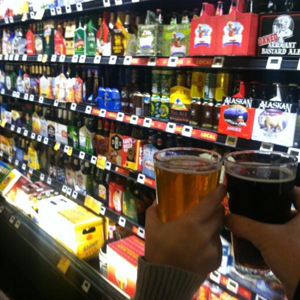 Photo taken at Whole Foods Market by Lindsay L. on 10/29/2012-德克萨斯州达拉斯卢姆阿尔托路4100号 Photo taken at Whole Foods Market by Lindsay L. on 10/29/2012