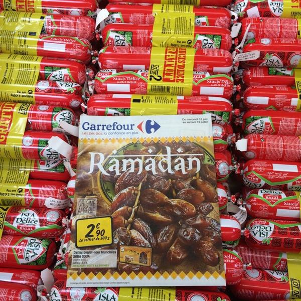 Photo taken at Carrefour by Ram0 on 7/14/2014