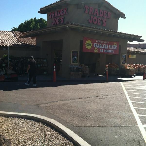 Photo taken at Trader Joe's by Karen D. on 10/24/2012-亚利桑那州凤凰城北部第二十大街4821号 Photo taken at Trader Joe's by Karen D. on 10/24/2012