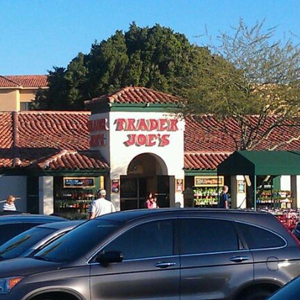 Photo taken at Trader Joe's by Bernie H. on 1/19/2012-亚利桑那州凤凰城北部第二十大街4821号 Photo taken at Trader Joe's by Bernie H. on 1/19/2012
