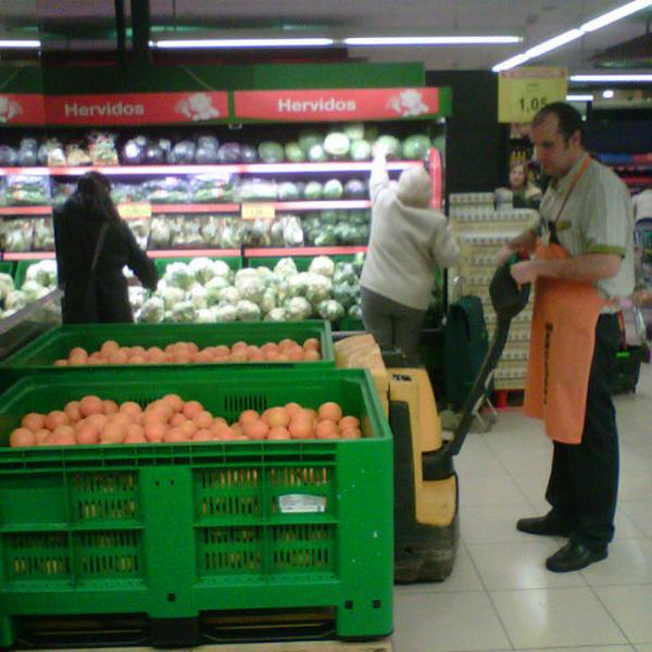 Photo taken at Mercadona by Iñaki E. on 10/27/2012