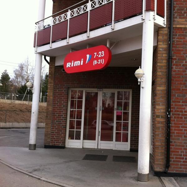 Photo taken at Rimi by Ariel P. on 3/26/2012