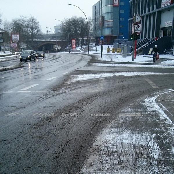 Photo taken at Kaufland by Harald L. on 1/27/2014-德国汉堡市施特雷泽曼大道300 Photo taken at Kaufland by Harald L. on 1/27/2014