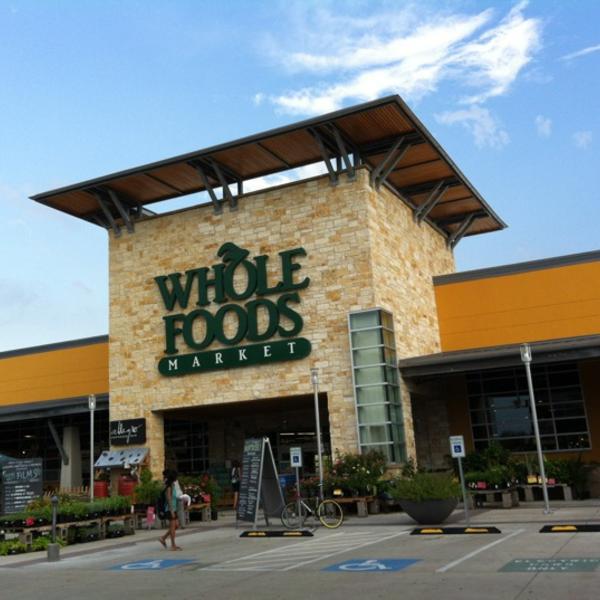 Photo taken at Whole Foods Market by Peter S. on 6/7/2012-德克萨斯州休斯敦达拉斯街701 Photo taken at Whole Foods Market by Peter S. on 6/7/2012