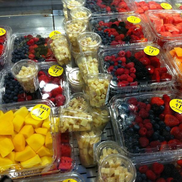 Photo taken at Whole Foods Market by -德克萨斯州休斯敦达拉斯街701 Photo taken at Whole Foods Market by