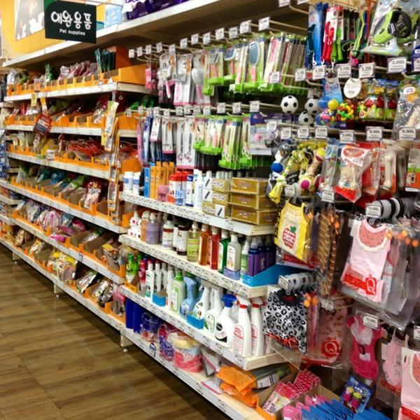 Photo taken at 홈플러스 (Home plus) by Taihee L. on 10/21/2012-首尔市道峰区道峰路678号(放鹤店) Photo taken at 홈플러스 (Home plus) by Taihee L. on 10/21/2012