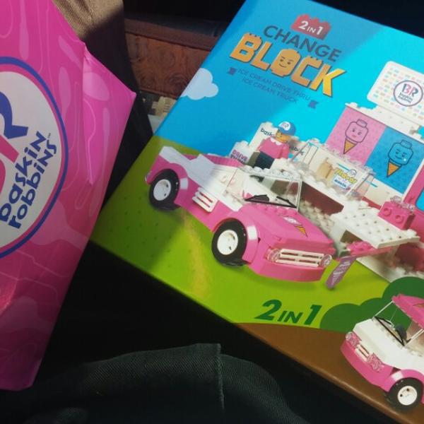 Photo taken at 홈플러스 (Home Plus) by Jamie C. on 5/8/2014-庆尚南道昌原市斗大洞415 Photo taken at 홈플러스 (Home Plus) by Jamie C. on 5/8/2014