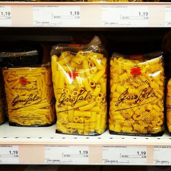 Photo taken at Auchan Casal Bertone by Roldano D. on 10/25/2012-意大利拉齐奥罗马阿尔贝托波利奥大街50 Photo taken at Auchan Casal Bertone by Roldano D. on 10/25/2012