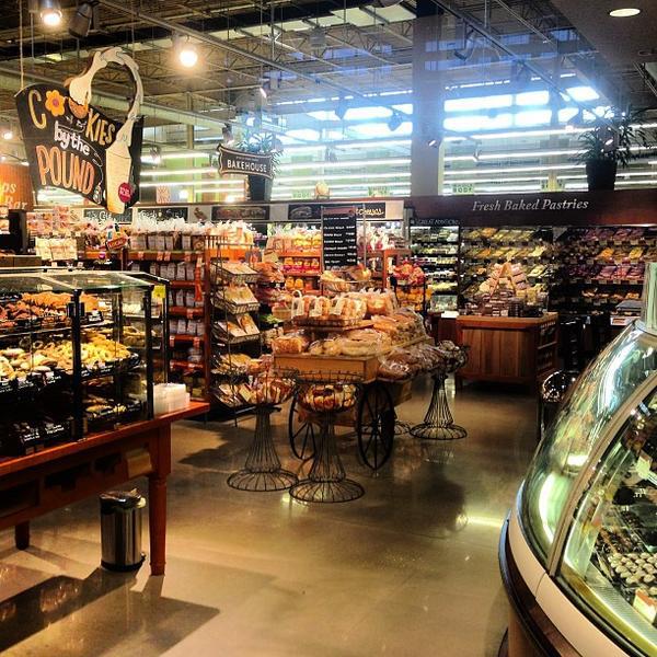 Photo taken at Whole Foods Market by Sterling R. on 8/22/2013-美国佛罗里达州奥兰多土耳其湖路8003(位于沙湖路) Photo taken at Whole Foods Market by Sterling R. on 8/22/2013