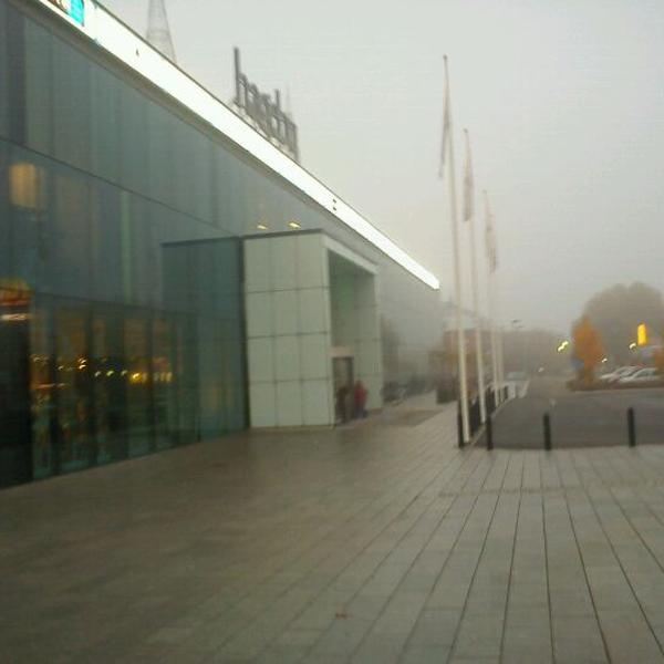 Photo taken at Ica Kvantum by Anders S. on 12/3/2011-瑞典东约特兰省北雪平Mirum广场 Photo taken at Ica Kvantum by Anders S. on 12/3/2011