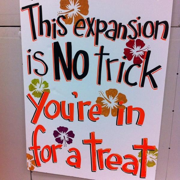 Photo taken at Trader Joe's by Lollie - F. on 10/6/2012-马萨诸塞州李约瑟高地大道958 Photo taken at Trader Joe's by Lollie - F. on 10/6/2012