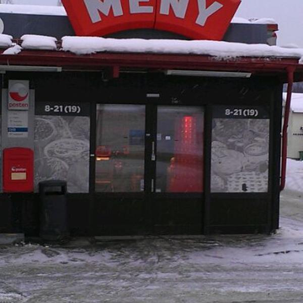 Photo taken at Meny by Glenn K. on 2/2/2012