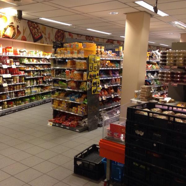 Photo taken at Albert Heijn by Aleksej L. on 11/16/2014-荷兰北荷兰省阿姆斯特丹埃兰兹运河13a Photo taken at Albert Heijn by Aleksej L. on 11/16/2014