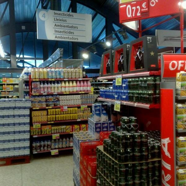 Photo taken at Caprabo by yst on 6/18/2012