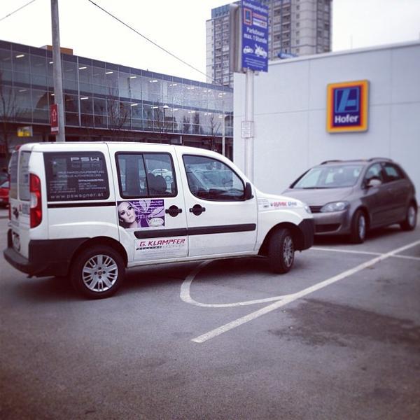 Photo taken at Hofer by austrianpsycho on 4/1/2013