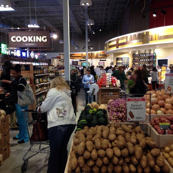 Photo taken at Whole Foods Market by Davis C. on 2/4/2014-美国密西西比州杰克逊北区路东4500 Photo taken at Whole Foods Market by Davis C. on 2/4/2014