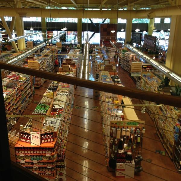 Photo taken at Whole Foods Market by Shandra C. on 6/29/2013-奥勒冈州波兰特12大道西南路沙发街1210号 Photo taken at Whole Foods Market by Shandra C. on 6/29/2013