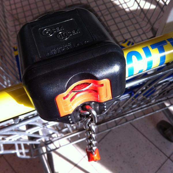 Photo taken at City Gross Bromma by Erik A. on 3/29/2013-瑞典斯德哥尔摩Bryggerivägen 10号 Photo taken at City Gross Bromma by Erik A. on 3/29/2013