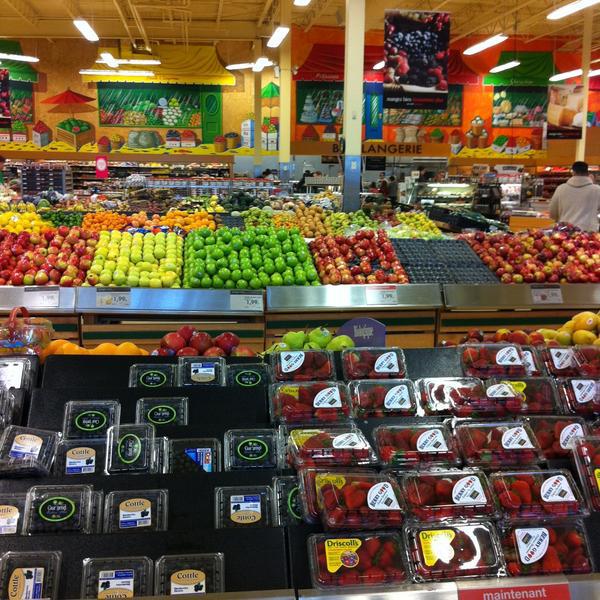 加拿大最受关注的品牌Loblaws超市加蒂诺店图片库 加拿大最受关注的品牌Loblaws超市加蒂诺店图片库