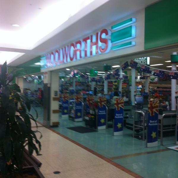 Photo taken at Woolworths by Gerhardt H. on 1/5/2011