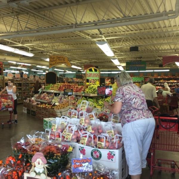 Photo taken at Trader Joe's by ✨
