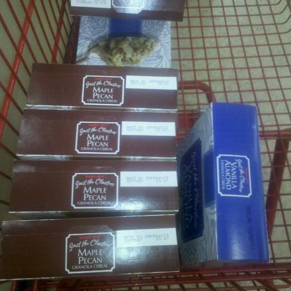 Photo taken at Trader Joe's by Princess P. on 7/1/2012-美国伊利诺斯州丹尼森市奥格登大道122 Photo taken at Trader Joe's by Princess P. on 7/1/2012
