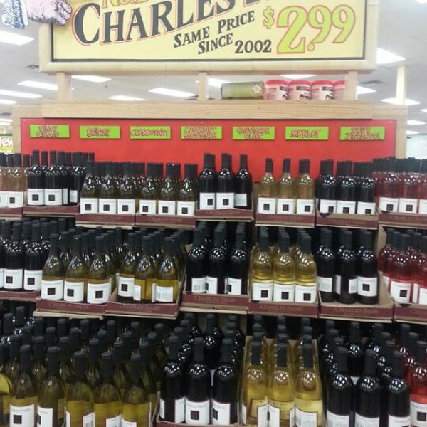 Photo taken at Trader Joe's by Deb D. on 1/24/2013-亚利桑那州斯科茨代尔弗兰克劳埃德莱特路7555号 Photo taken at Trader Joe's by Deb D. on 1/24/2013