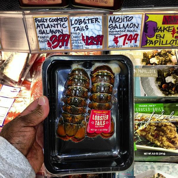 Photo taken at Trader Joe's by Desert Smoke BBQ on 12/30/2012-亚利桑那州斯科茨代尔弗兰克劳埃德莱特路7555号 Photo taken at Trader Joe's by Desert Smoke BBQ on 12/30/2012