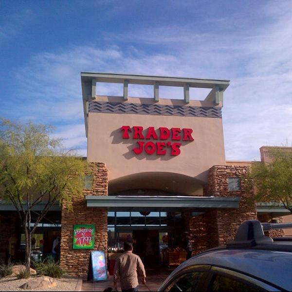 Photo taken at Trader Joe's by Priya K. on 12/26/2012-亚利桑那州斯科茨代尔弗兰克劳埃德莱特路7555号 Photo taken at Trader Joe's by Priya K. on 12/26/2012