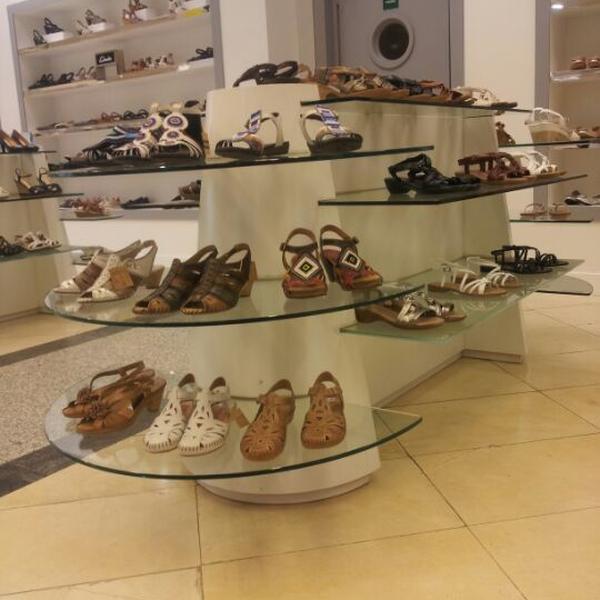Photo taken at El Corte Inglés by Ferran G. on 5/26/2012