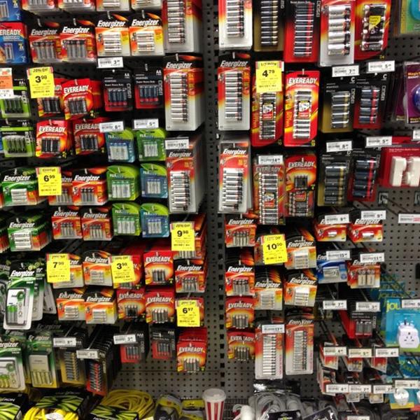 Photo taken at Woolworths by Yudi D. on 11/23/2012