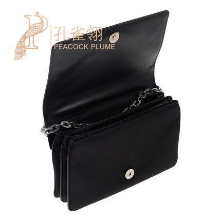 Prada/普拉达prada女包16新款女士时尚暗扣链条单肩包45300246KO Prada/普拉达prada女包16新款女士时尚暗扣链条单肩包45300246KO