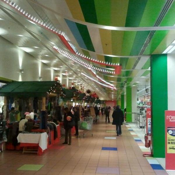 Photo taken at Auchan by Massimo S. on 11/24/2011-意大利伦巴第贝尔加莫卡尔杜奇大街55 Photo taken at Auchan by Massimo S. on 11/24/2011