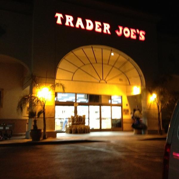 Photo taken at Trader Joe's by Barry on 8/1/2013-加利福尼亚州卡西德勒尔城帕尔木坎宁路67720号 Photo taken at Trader Joe's by Barry on 8/1/2013