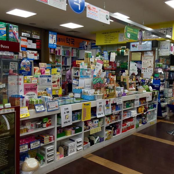 Photo taken at 홈플러스 (Home plus) by Minos on 5/25/2015-首尔市松坡区蚕室洞新川路6路16号 Photo taken at 홈플러스 (Home plus) by Minos on 5/25/2015