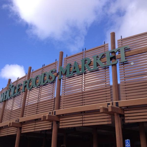 Photo taken at Whole Foods Market by Annie on 4/14/2012-加利福尼亚州库比蒂诺史蒂文斯希大道20955号 Photo taken at Whole Foods Market by Annie on 4/14/2012