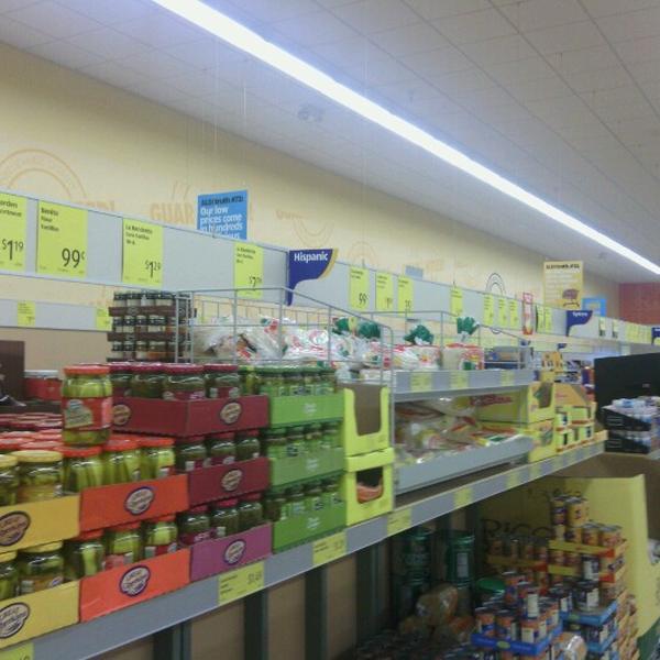 Photo taken at Aldi by Selwyn B. on 10/28/2012